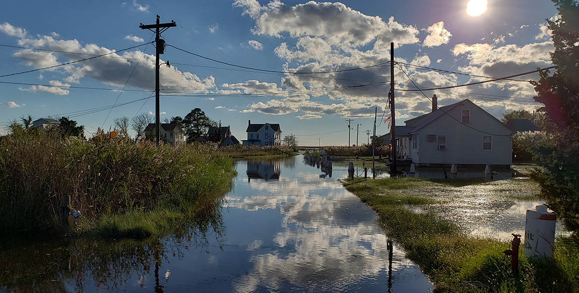 Smith-Island-High-Tide-Flooding_James-Looper_1171x593