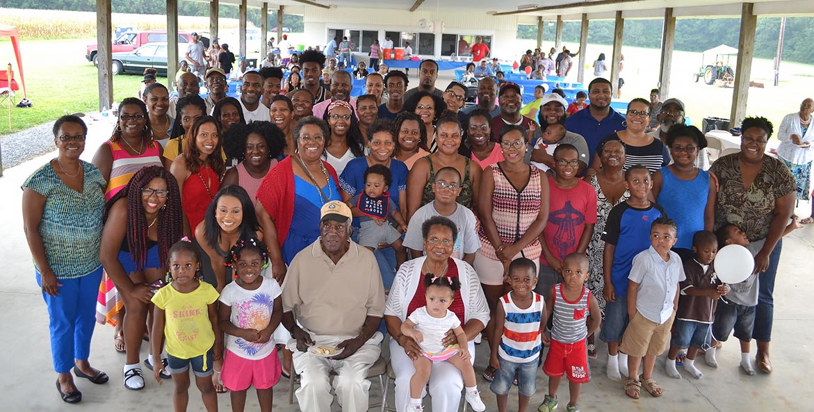 The Jones Family 1171x593