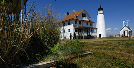 Cove-Point-Lighthouse_Paul-Lebras_458x232