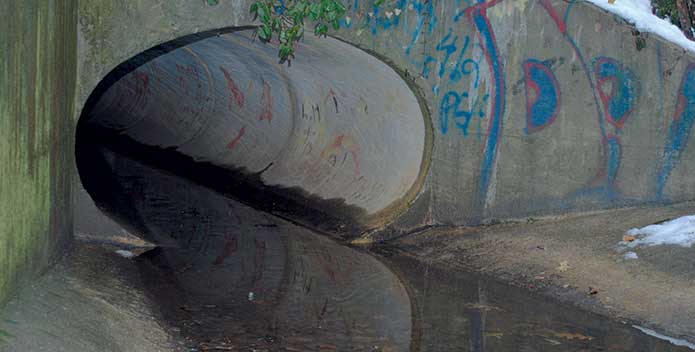 Stormwater-pipe-by-Tom-Pelton_695x352.jpg