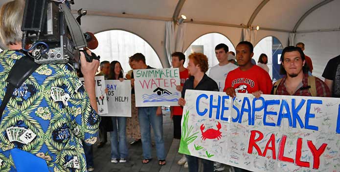 chesapeake-rally-baltimore-006_695x352.jpg