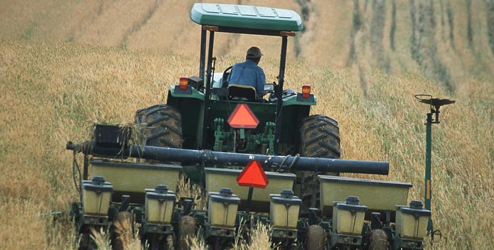 no-till-farmers-nrcs-virginia-agriculture-progress_695x352.jpg