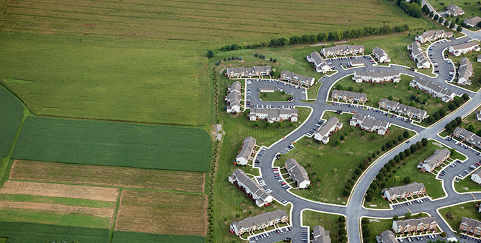 sprawl on farmland Garth Lenz iLCP 695x352