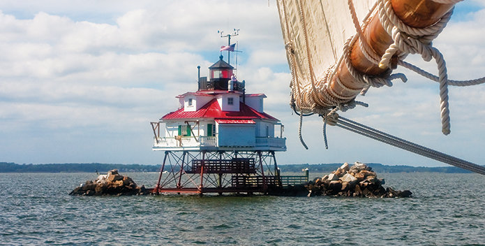 Thomas Point Lighthouse_BobQuinn_695x352